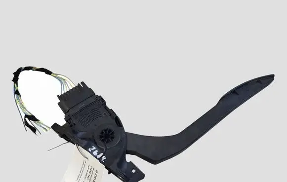 Jaguar XF X250 Accelerator throttle pedal 9X239F832BA 6PV00969803