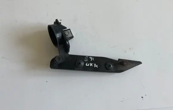 BMW 3 E90 E91 Front bumper mounting bracket 7136828