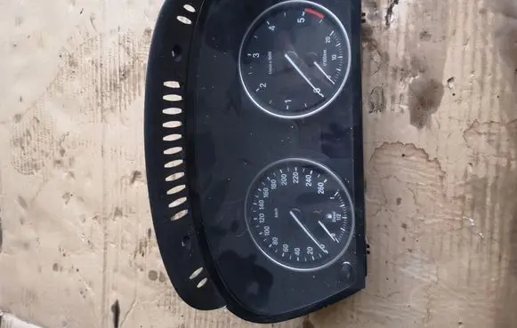BMW X5 E70 Speedometer (instrument cluster) 6976284