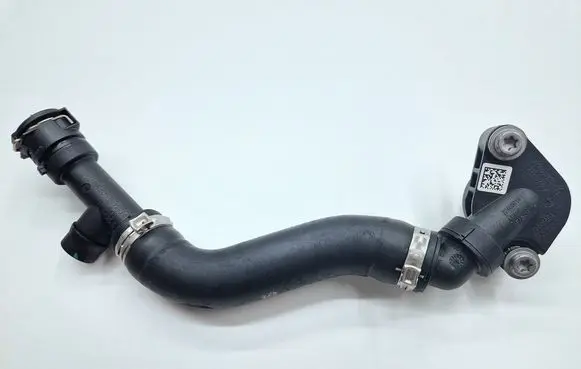 BMW M5 F90 Coolant pipe/hose 7852335 11157852335 72402800