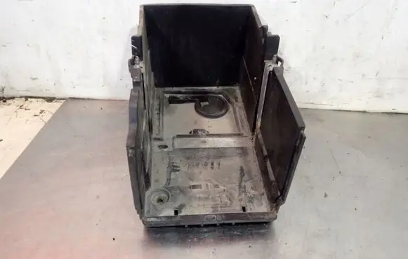 Ford Focus Battery box tray 