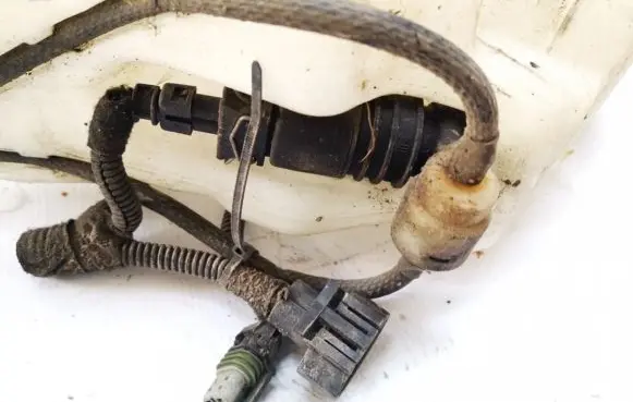 Opel Zafira A Windscreen/windshield washer pump
