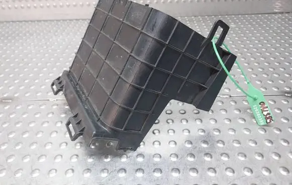 Volkswagen Tiguan Battery box tray S26380389 3C0915336A