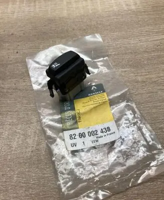 Renault Laguna II Seat heating switch 8200002438