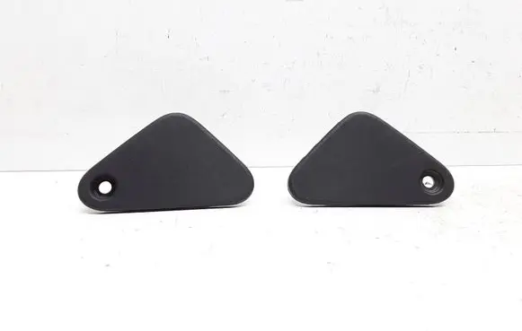 Volvo V60 Radiator mount bracket 30723367 30723366
