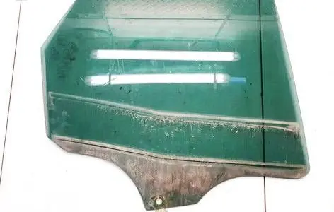 Rear door window glass