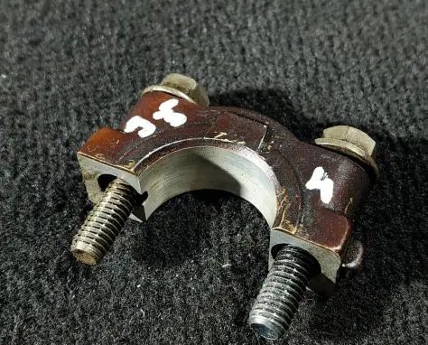 Saab 9-5 Camshaft holder 