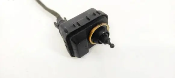 Opel Zafira A Headlight level adjustment motor 