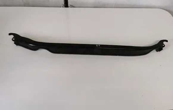 Volkswagen PASSAT B8 Other engine bay part 3G0806239