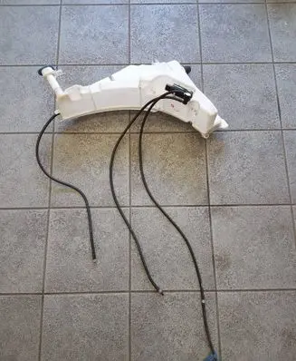 Land Rover Range Rover Sport L494 Windshield washer fluid reservoir/tank CPLA17B613A CPLA17B613 CPLA17B613B