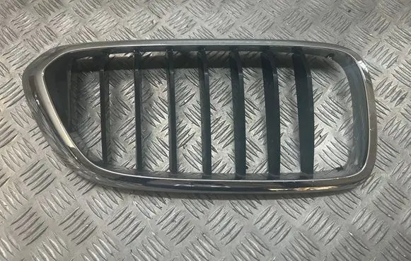 BMW 6 G32 Gran Turismo Front grill 7412422