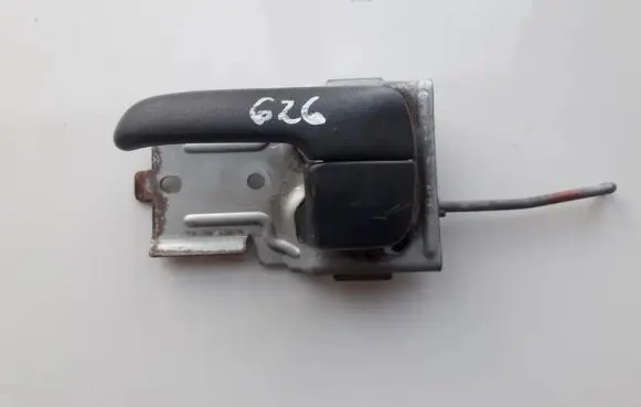 Rear door interior handle