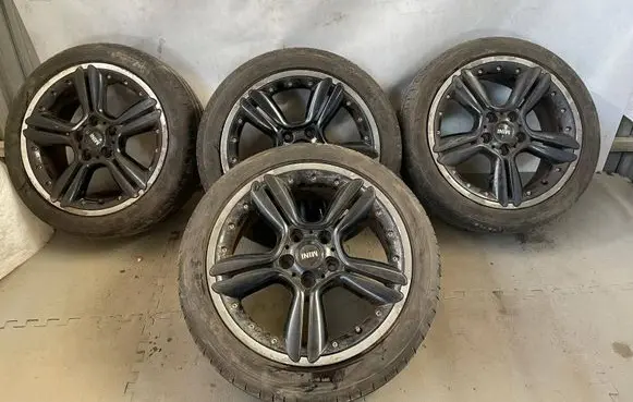 Mini Cooper Countryman R60 R18 alloy rim 9804376