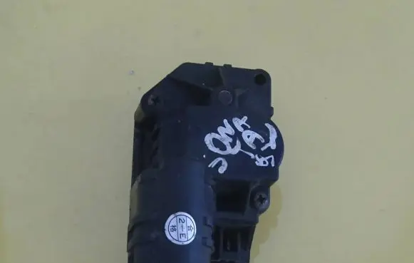 Hyundai Sonata Air flap motor/actuator