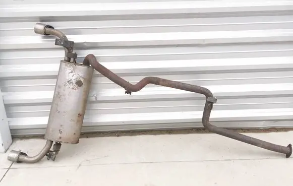 Volvo V40 Muffler/silencer 82184911 31405774 3408502