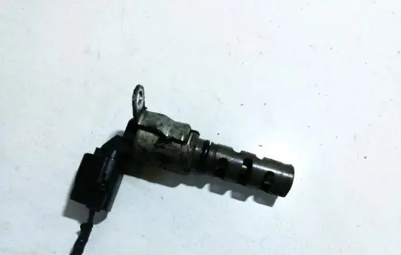 Toyota Prius (XW20) Camshaft vanos timing valve 210110340