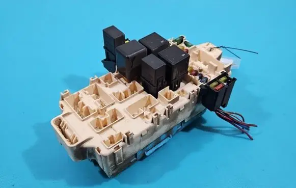 Mitsubishi Pajero Pinin Fuse box set MR445951B IMPRK1370307
