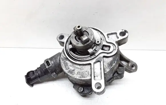 Volvo V70 Vacuum pump 31219463