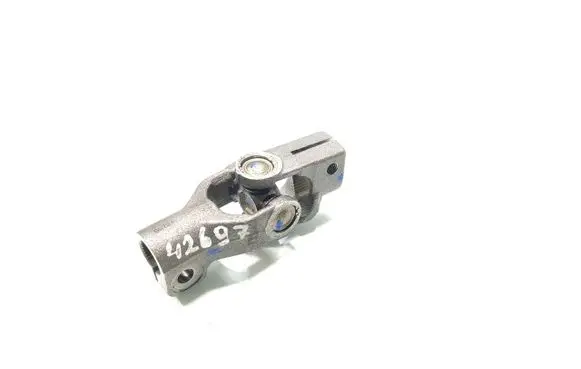 Toyota Avensis T250 Steering column universal joint 