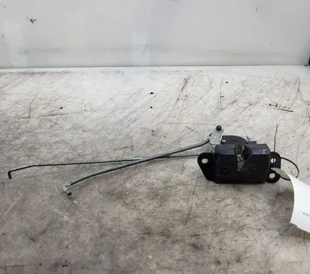 Hyundai Santa Fe Tailgate/trunk/boot lock/catch/latch 812302B000