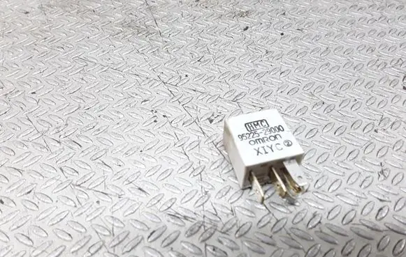 Hyundai Terracan Other relay 9522529000