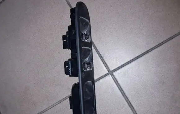 Peugeot 307 Electric window control switch