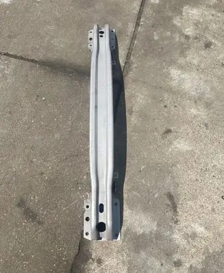 Volvo V70 Front bumper cross member