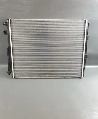 BMW i4 Coolant radiator 8666811 17118666811