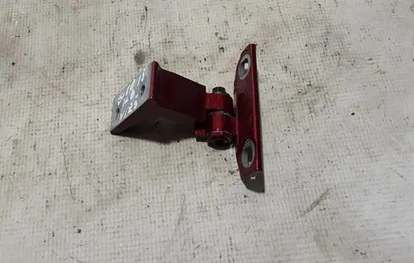 Volvo S60 Rear door upper hinge 31218524