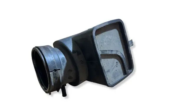 Audi Q7 4M Air intake duct part 06E129616C