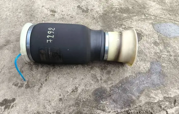 BMW X5M E70 Rear air suspension bag/shock absorber 221595