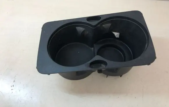 Volkswagen PASSAT B6 Cup holder 3C0862534