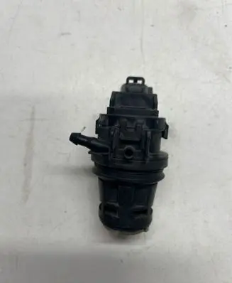 Lexus RX 300 Windscreen/windshield washer pump 8533060190 0602104541