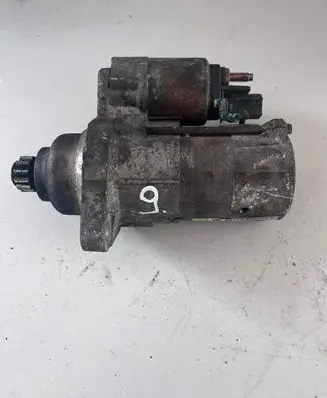 Volkswagen PASSAT B6 Starter motor 02M911023N