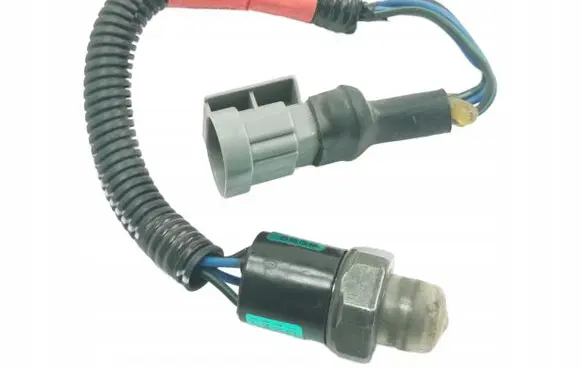 Renault Clio I Air conditioning (A/C) pressure sensor 7700 272