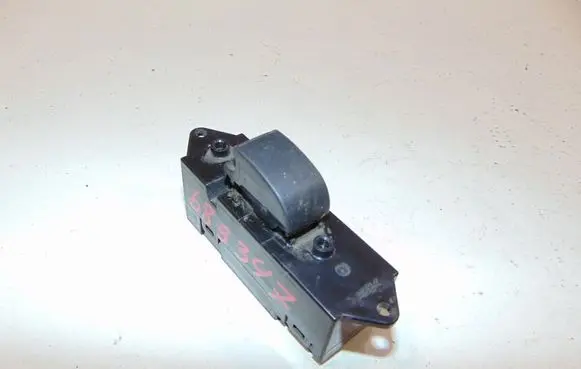 Mitsubishi Lancer Electric window control switch 8608A101 C8DD514M