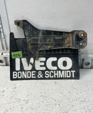 Iveco Daily 4th gen Front mudguard 