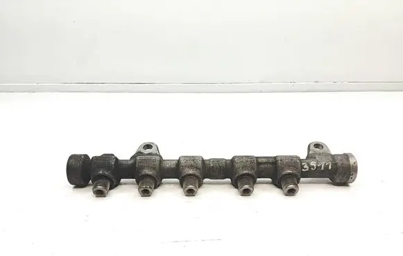 Fuel main line pipe