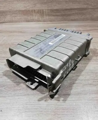 Volkswagen Golf III Engine control unit/module ECU 893907383b 71816762
