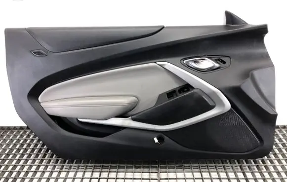 Chevrolet Camaro Front door card panel trim