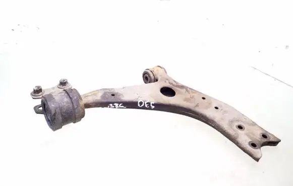 Volvo V50 Front lower control arm/wishbone