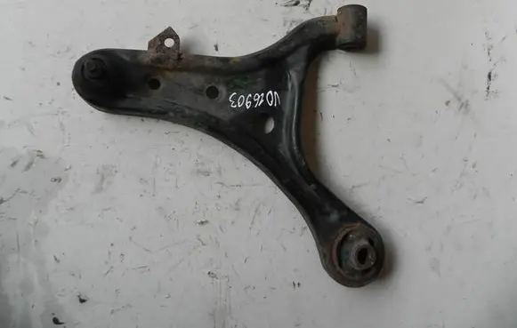 Toyota iQ Rear upper control arm/wishbone VD16903