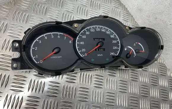 Hyundai Coupe Speedometer (instrument cluster) 9400327100 20017880 9705078144