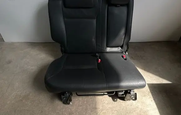 Honda CR-V Rear seat
