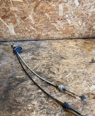 Opel Vectra C Gear shift cable linkage 55560021