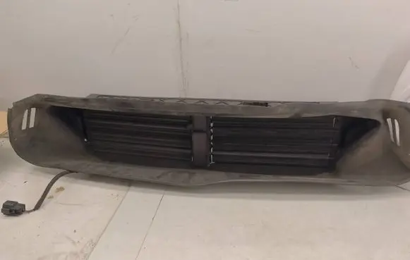 Volvo V40 Intercooler air guide/duct channel 31383814