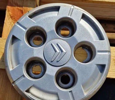 Citroen Berlingo Wheel nut cap/cover 
