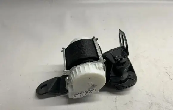 BMW X1 F48 F49 Middle seatbelt (rear) S5746927001 S5746927001D