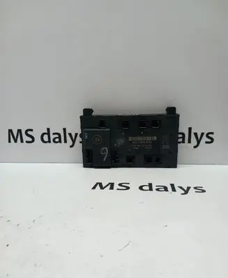 Mercedes-Benz CLK A209 C209 Door control unit/module A2098202026 2098202026