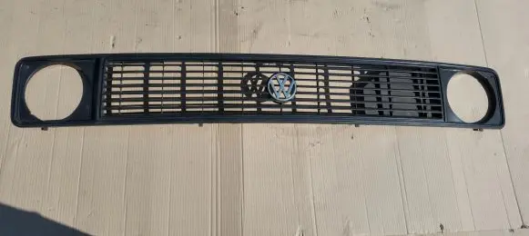 Volkswagen Transporter - Caravelle T3 Front grill 956506